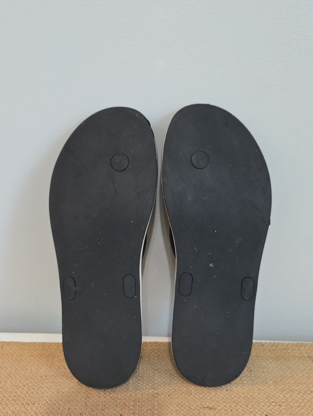 Black Flip Flops - Picture 3 of 5